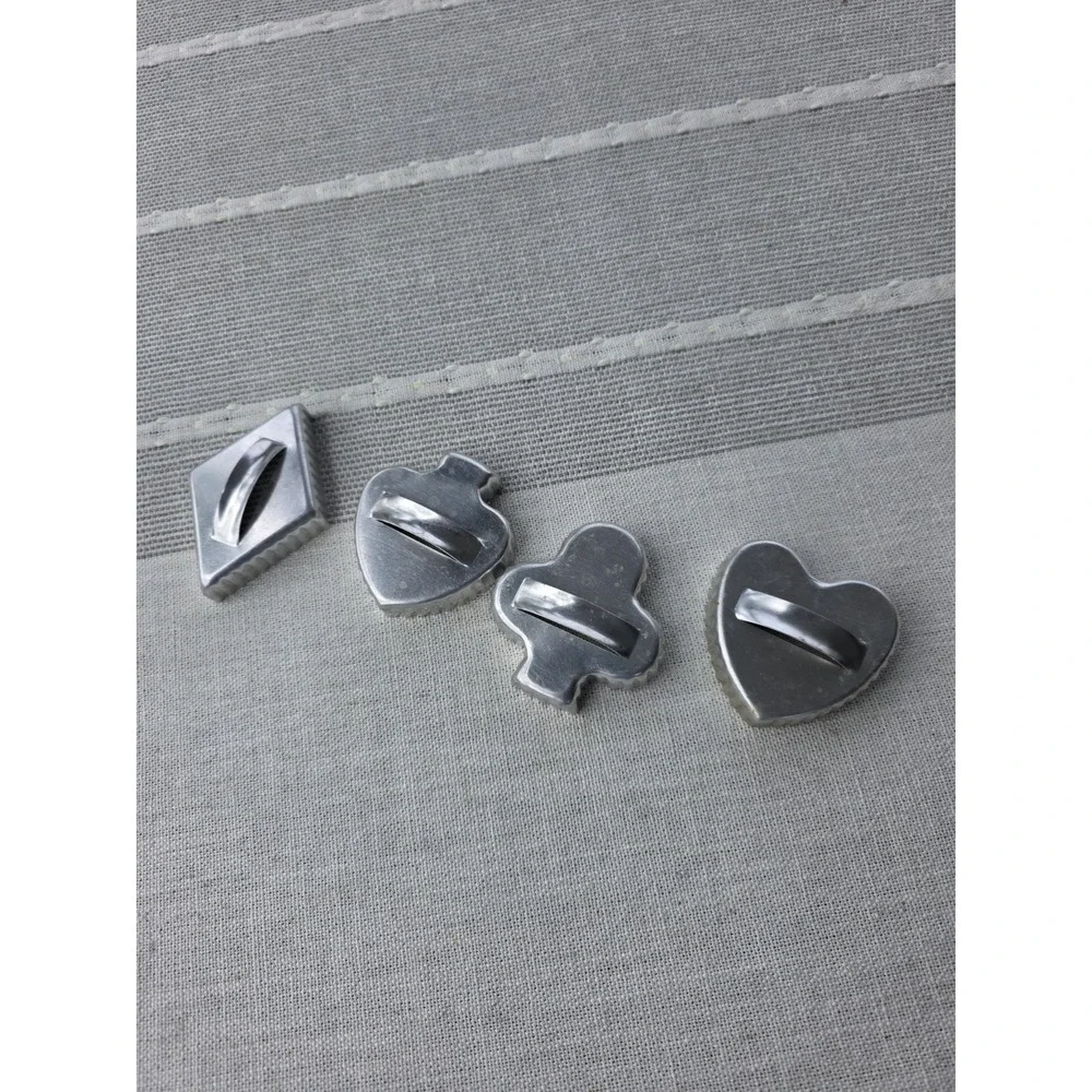 VTG Aluminum Cookie Cutter Molds Scalloped Heart Clover Diamond Club 4 Card Suit